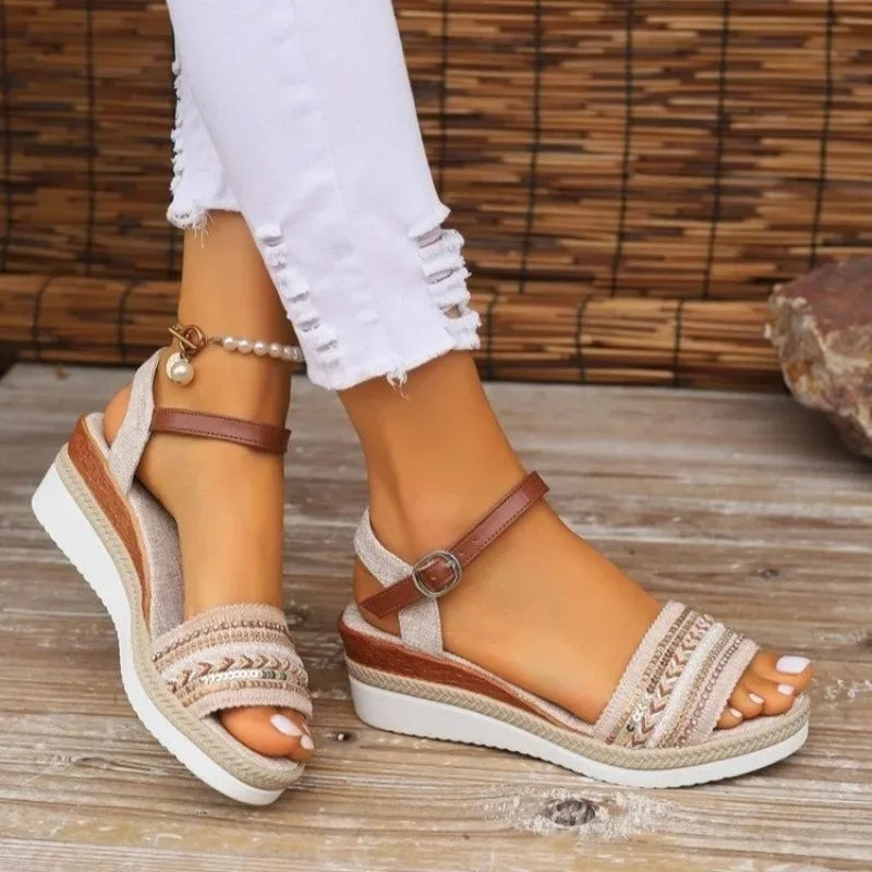 Sandalias de mujer Delicata